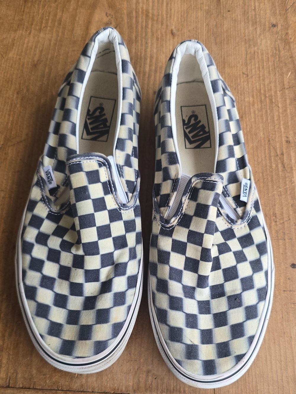 Vans Checkerboard Low-Top Sneakers in Black & Cream 10.5